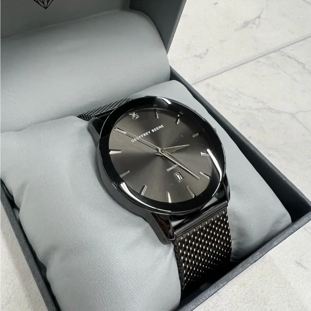 Geoffrey Beene Men’s Diamond Mesh Strap Watch